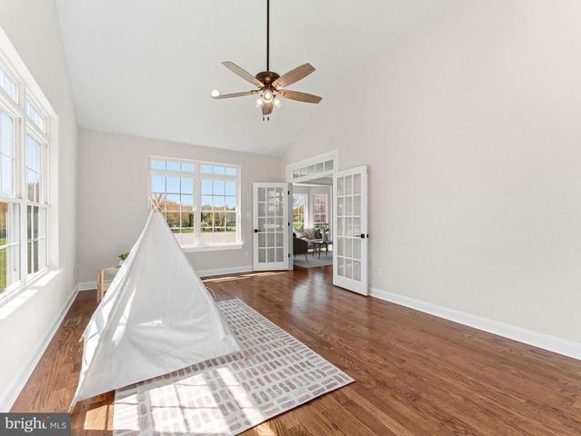 212 EAGLE CT, Swedesboro, NJ 08085