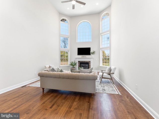 212 EAGLE CT, Swedesboro, NJ 08085
