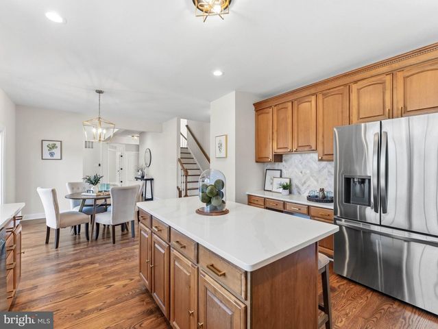 212 EAGLE CT, Swedesboro, NJ 08085