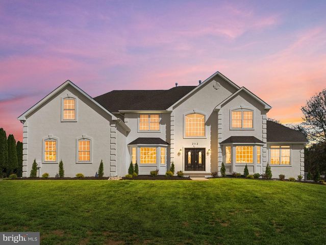 212 EAGLE CT, Swedesboro, NJ 08085