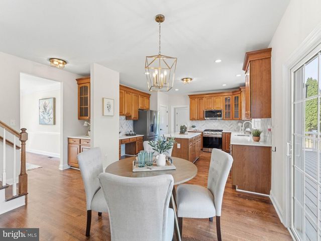 212 EAGLE CT, Swedesboro, NJ 08085