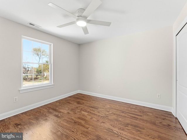 212 EAGLE CT, Swedesboro, NJ 08085
