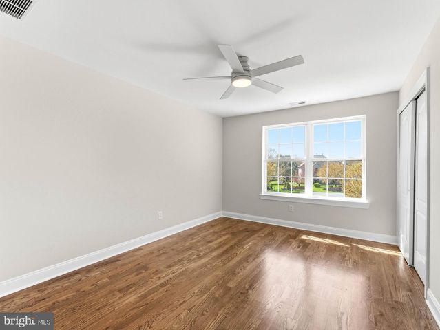 212 EAGLE CT, Swedesboro, NJ 08085