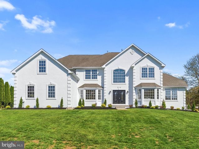 212 EAGLE CT, Swedesboro, NJ 08085