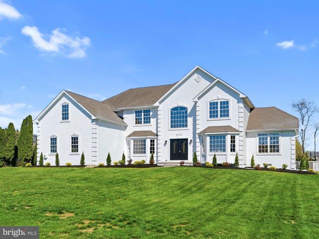 212 EAGLE CT, Swedesboro, NJ 08085
