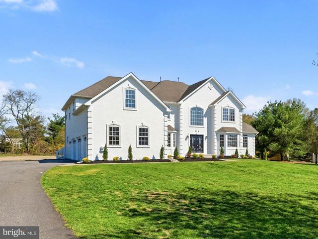212 EAGLE CT, Swedesboro, NJ 08085