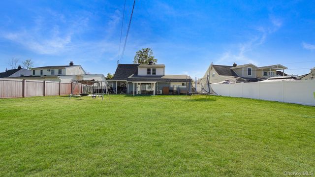 63 Blacksmith Road, Levittown, NY 11756