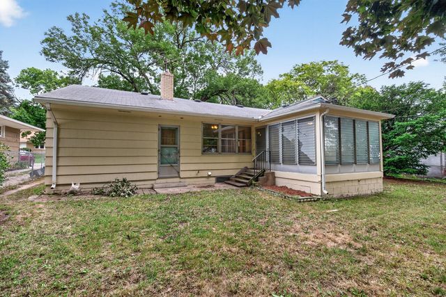 1345 Smith Avenue S, West Saint Paul, MN 55118