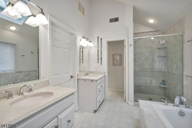 27 Oak Pl, North Caldwell Boro, NJ 07006