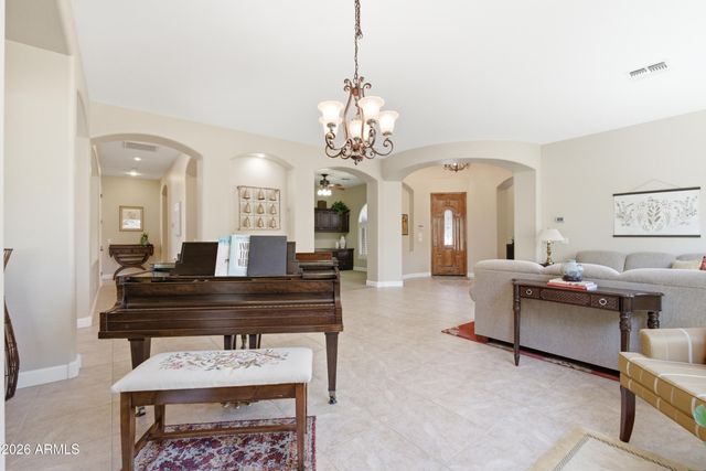 4309 E MAPLEWOOD Court, Gilbert, AZ 85297