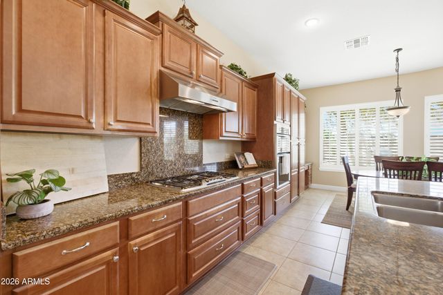 4309 E MAPLEWOOD Court, Gilbert, AZ 85297