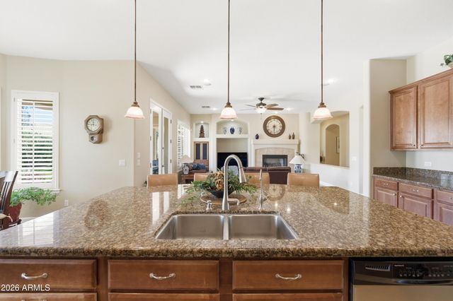 4309 E MAPLEWOOD Court, Gilbert, AZ 85297