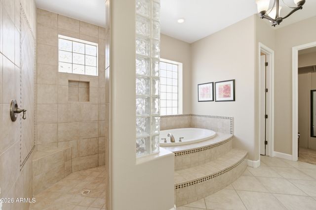 4309 E MAPLEWOOD Court, Gilbert, AZ 85297