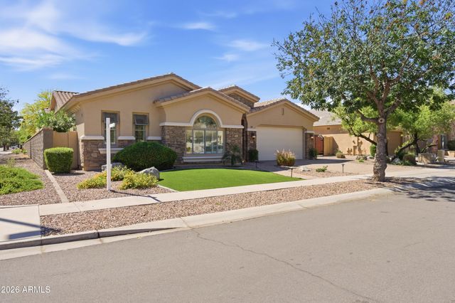 4309 E MAPLEWOOD Court, Gilbert, AZ 85297
