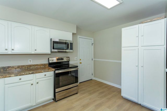 111 JUNE AVENUE, Hueytown, AL 35023