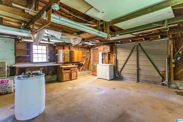 111 JUNE AVENUE, Hueytown, AL 35023