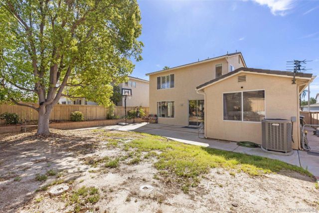 1539 Clovis Ct, Chula Vista, CA 91913