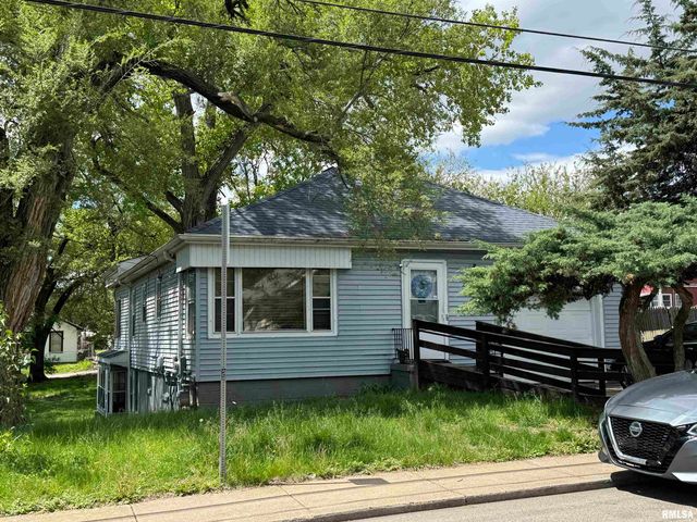 2039 N GALE Avenue, Peoria, IL 61604