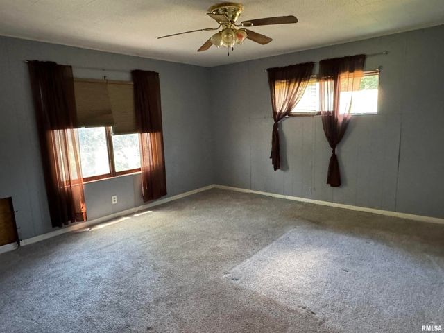 2039 N GALE Avenue, Peoria, IL 61604