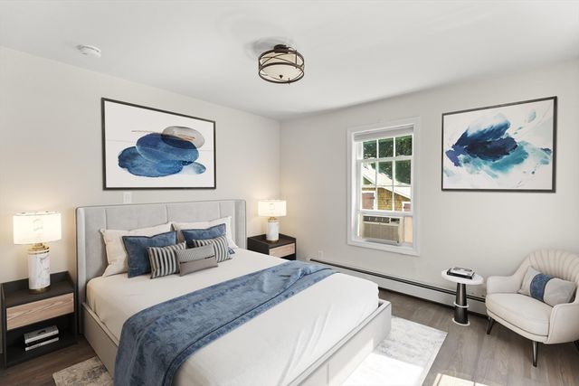 33 White St, Raynham, MA 02767