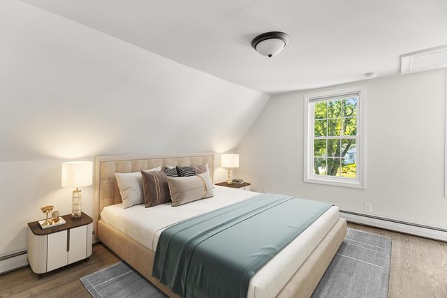 33 White St, Raynham, MA 02767