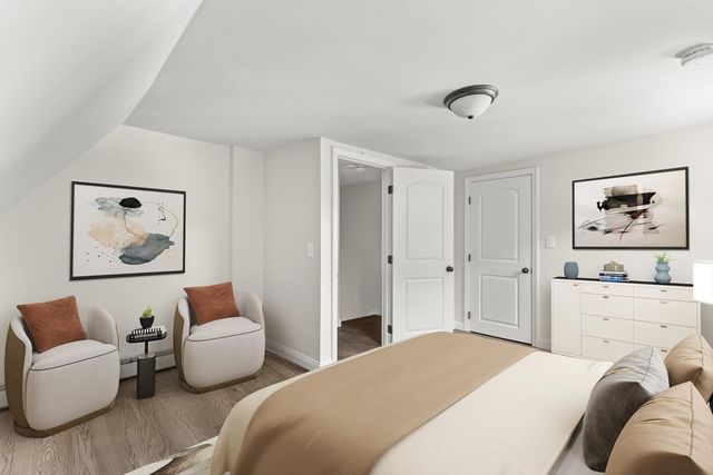 33 White St, Raynham, MA 02767