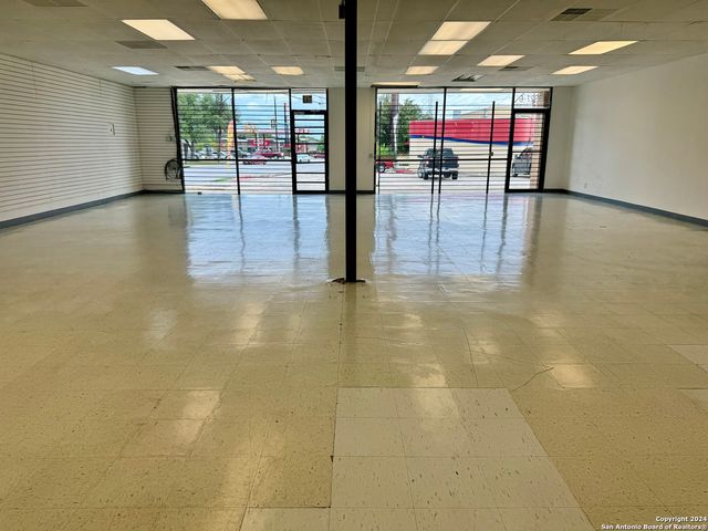 13327 Nacogdoches 6 & 7, San Antonio, TX 78217