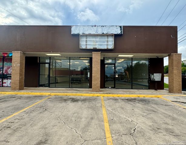 13327 Nacogdoches 6 & 7, San Antonio, TX 78217