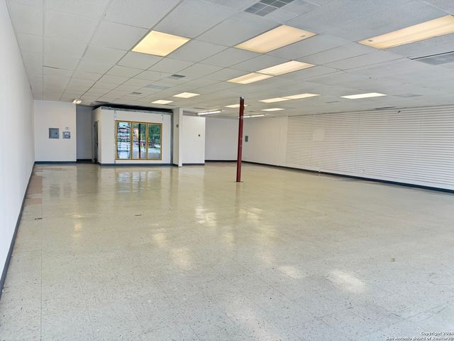 13327 Nacogdoches 6 & 7, San Antonio, TX 78217