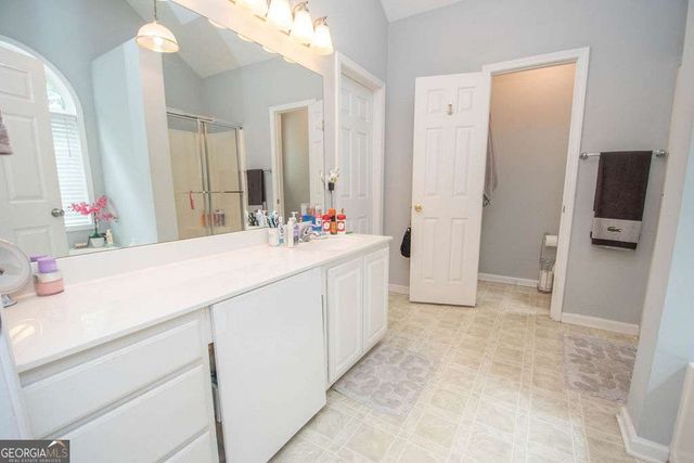 67 Roger Arnold Road, Grantville, GA 30220