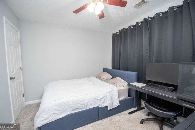 67 Roger Arnold Road, Grantville, GA 30220