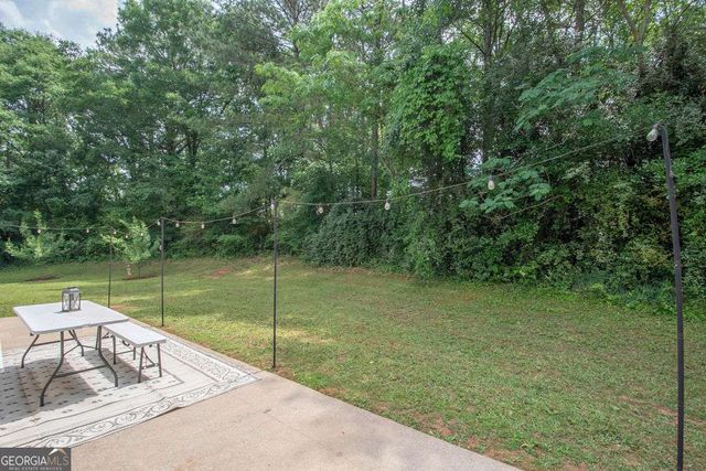 67 Roger Arnold Road, Grantville, GA 30220
