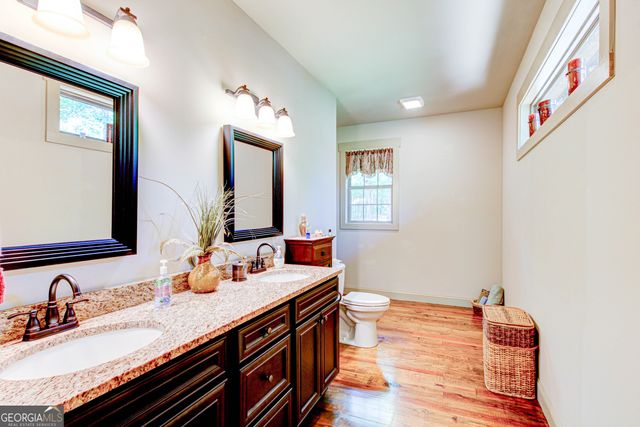 496 Cedar Valley Drive, Wedowee, AL 36278