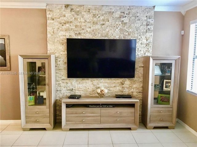 1071 NW 33rd Court, Pompano Beach, FL 33064