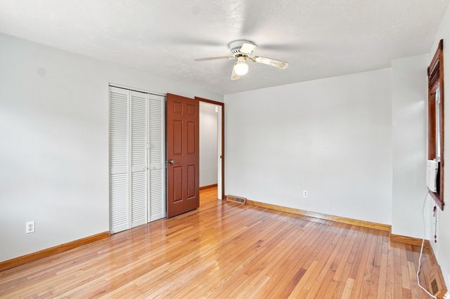 30 Parsons Hill Dr, Worcester, MA 01603
