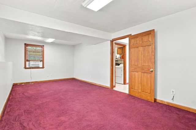 30 Parsons Hill Dr, Worcester, MA 01603