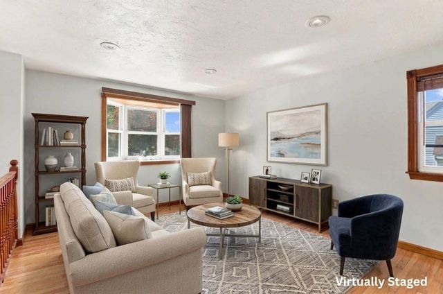30 Parsons Hill Dr, Worcester, MA 01603