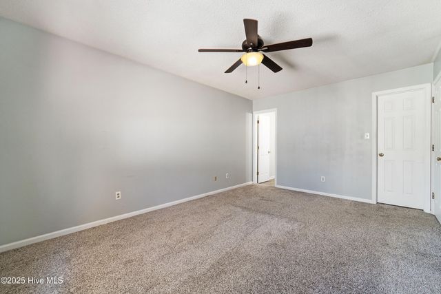 3003 E Windgate Court, Jacksonville, NC 28546