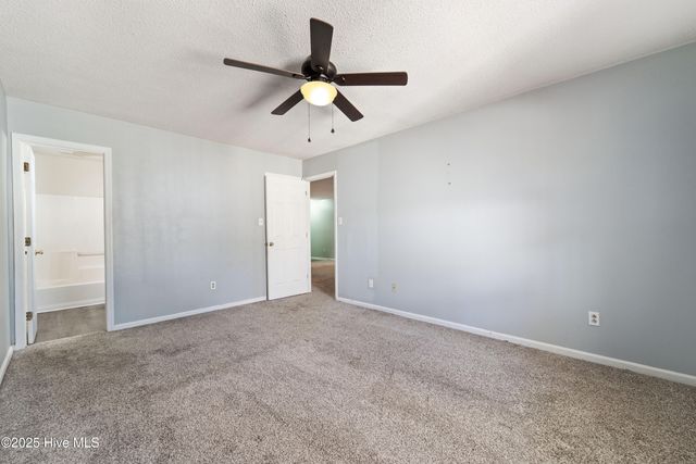 3003 E Windgate Court, Jacksonville, NC 28546