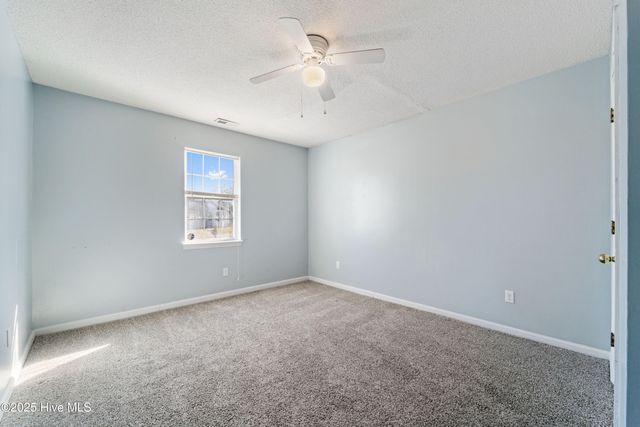 3003 E Windgate Court, Jacksonville, NC 28546