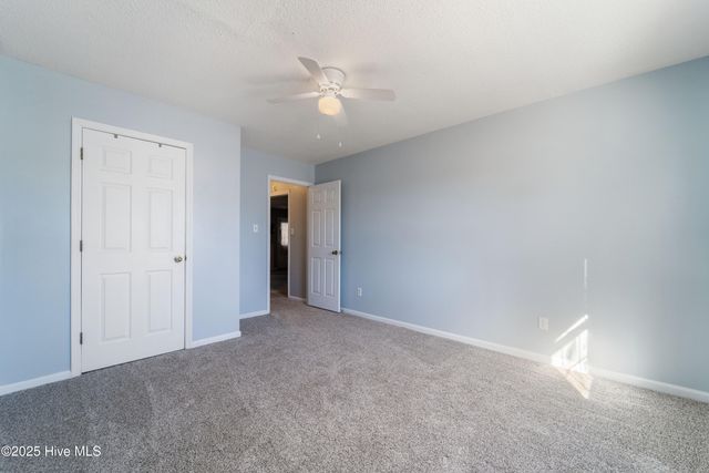 3003 E Windgate Court, Jacksonville, NC 28546