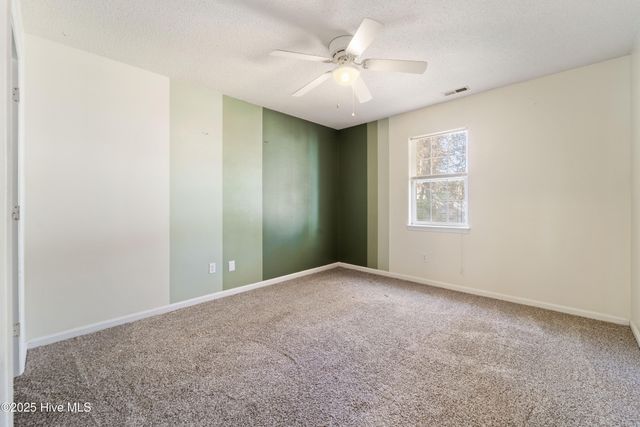 3003 E Windgate Court, Jacksonville, NC 28546