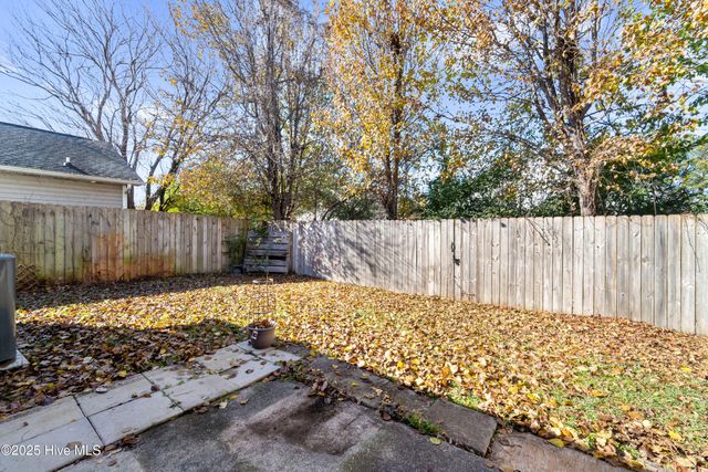 3003 E Windgate Court, Jacksonville, NC 28546