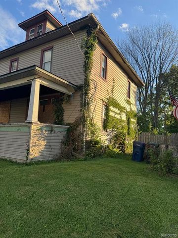 960 Vosburg Street, Flint, MI 48503