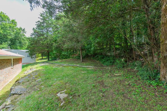 341 Valley View Dr, Pulaski, TN 38478