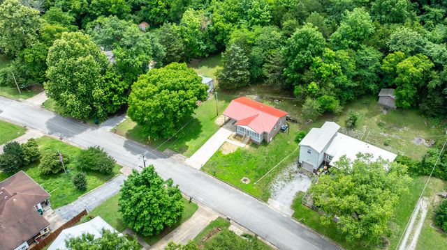 341 Valley View Dr, Pulaski, TN 38478