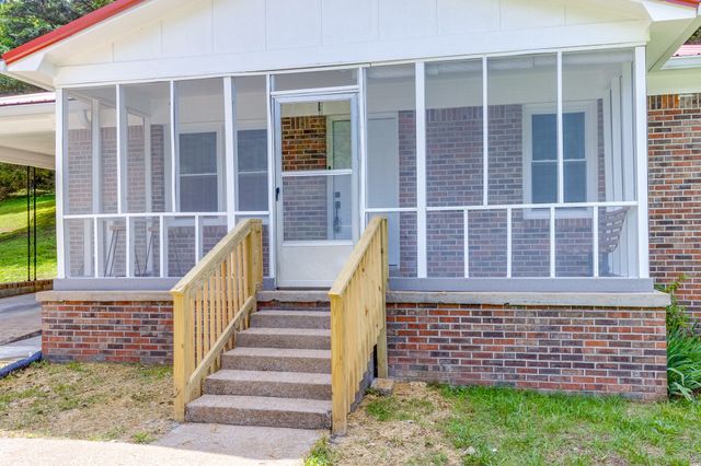341 Valley View Dr, Pulaski, TN 38478