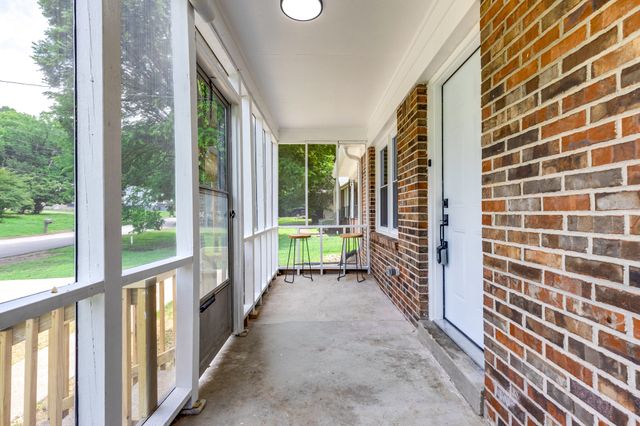 341 Valley View Dr, Pulaski, TN 38478