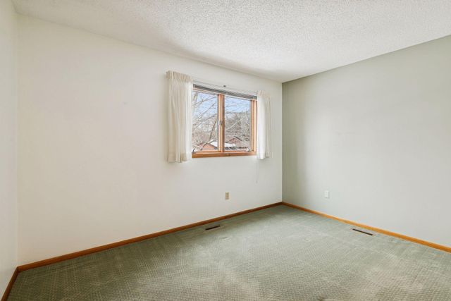 13725 Oakland Drive, Burnsville, MN 55337