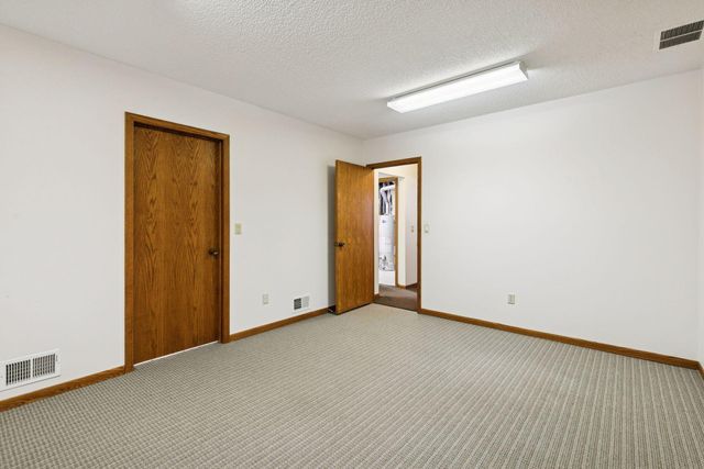 13725 Oakland Drive, Burnsville, MN 55337